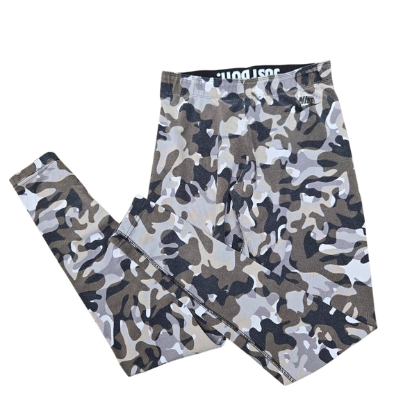 Nike Camo Leggings - Picture 5 of 5